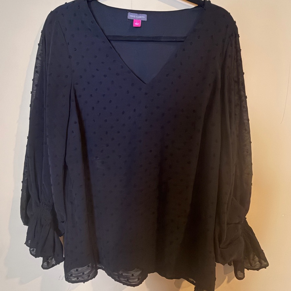 Vince Camuto Black Textured V-Neck Blouse